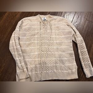 Cozy Cable-Knit Hooded Sweater - Cream